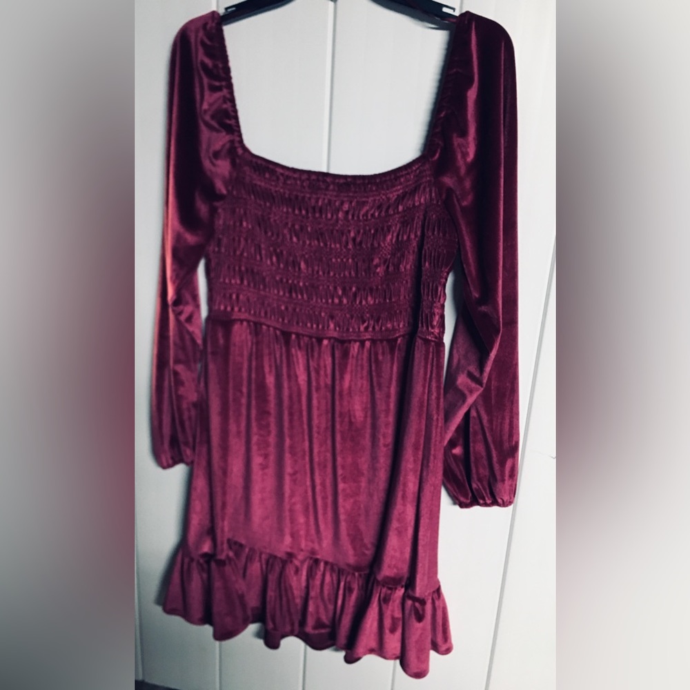 NWT LC Lauren Conrad Smoked Top Velvet Mini Dress - Picture 1 of 4